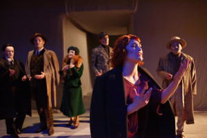 primo-piano-pamela-giannasi-ilse-sul-fondo-da-sx-deborah-quintavalle-battaglia-roberto-risi-cromo-iole-mazzetti-diamante-luca-formica-spizzi-lucio-polazzi-il-conte
